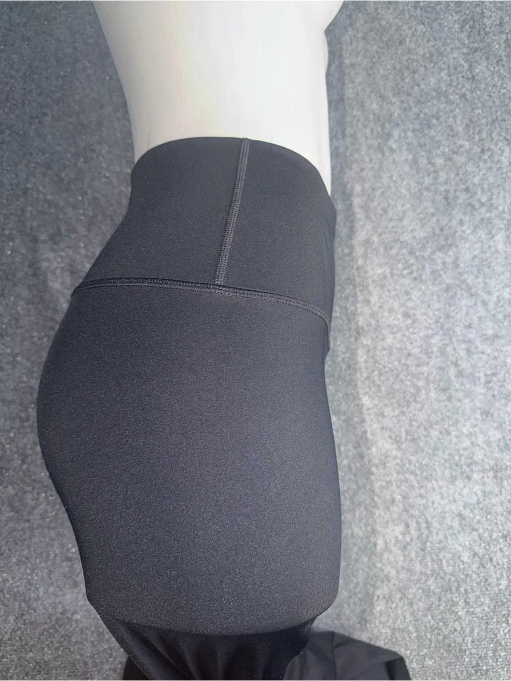 Offline by Aerie Black High-Rise Leggings - Picture 8 of 10